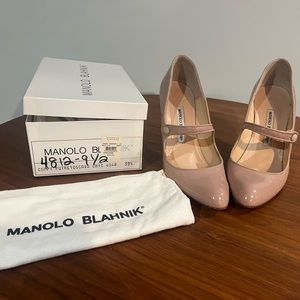 Nude Manolo Blahnik Maryjane heels 39 1/2